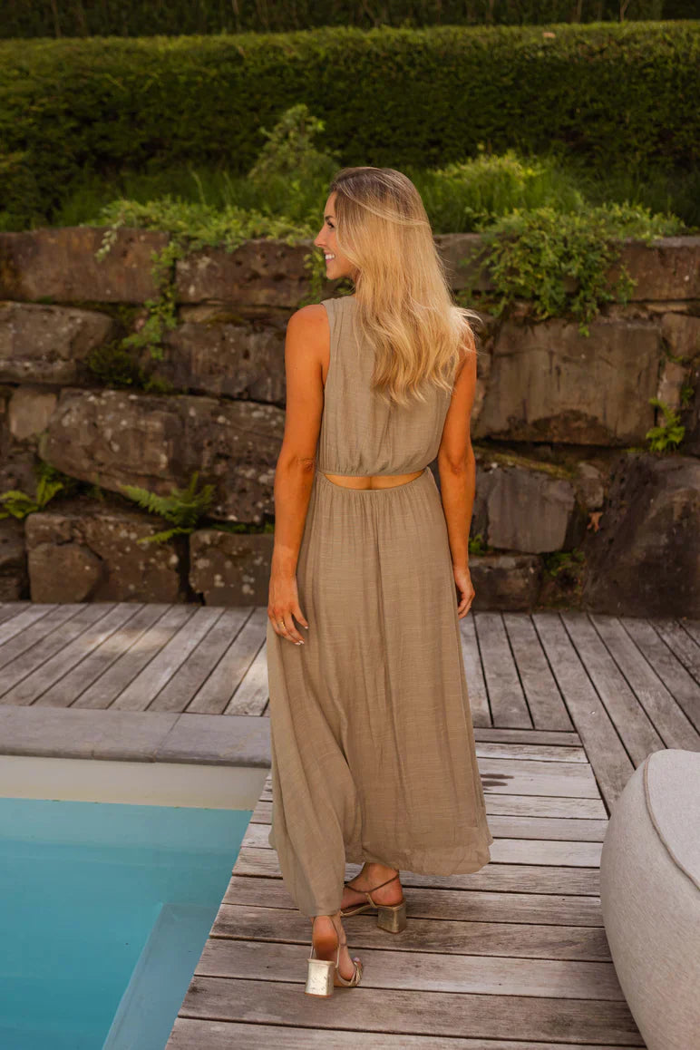 Sarah™ | Il Vestito Estivo in Elegante Khaki