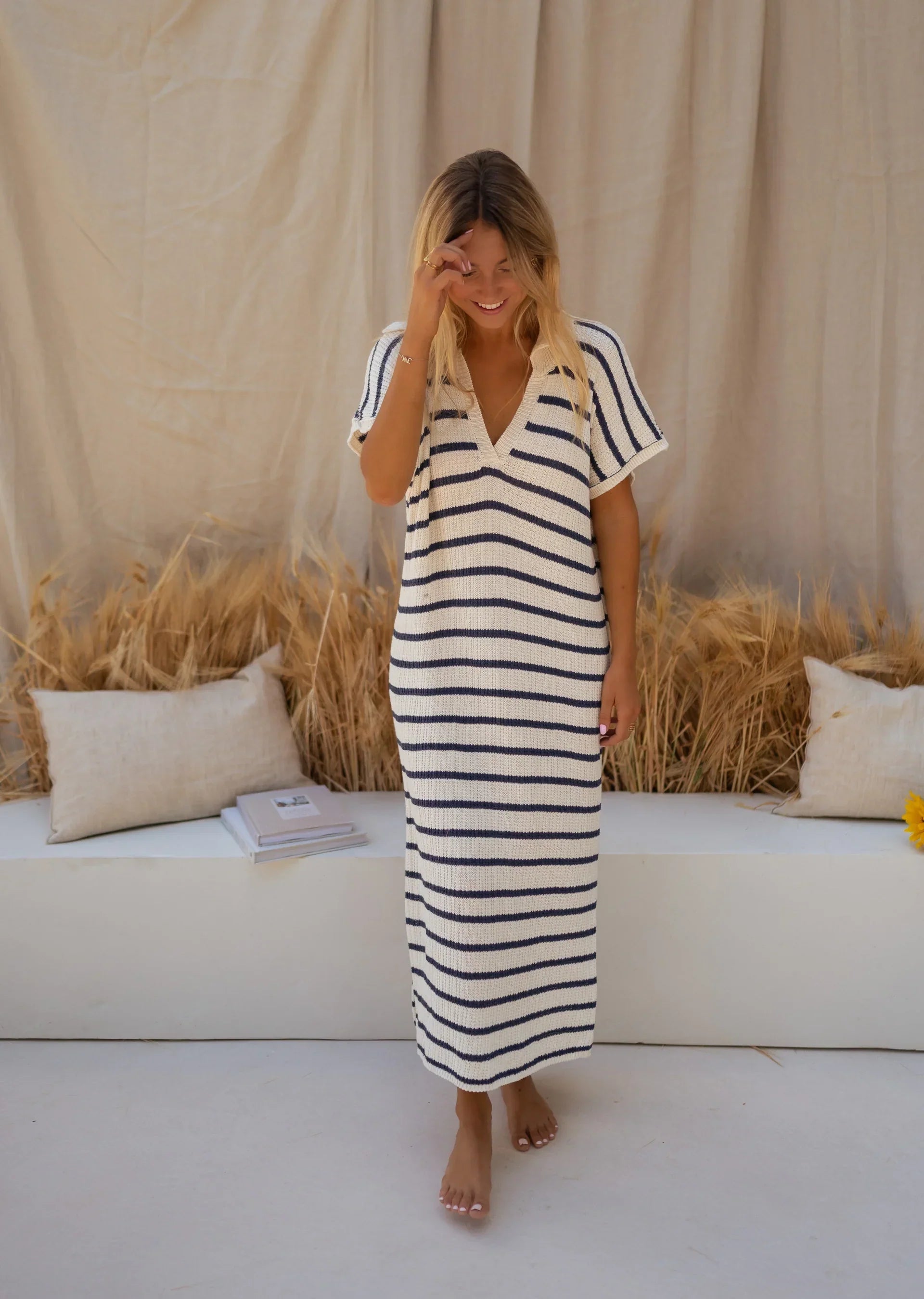 SOPHIA™ | IL VESTITO A MAGLIA A RIGHE