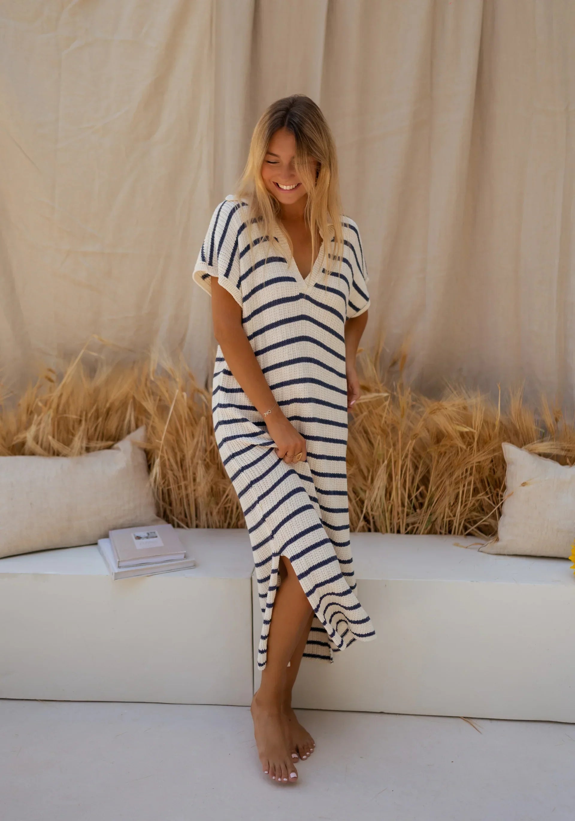 SOPHIA™ | IL VESTITO A MAGLIA A RIGHE