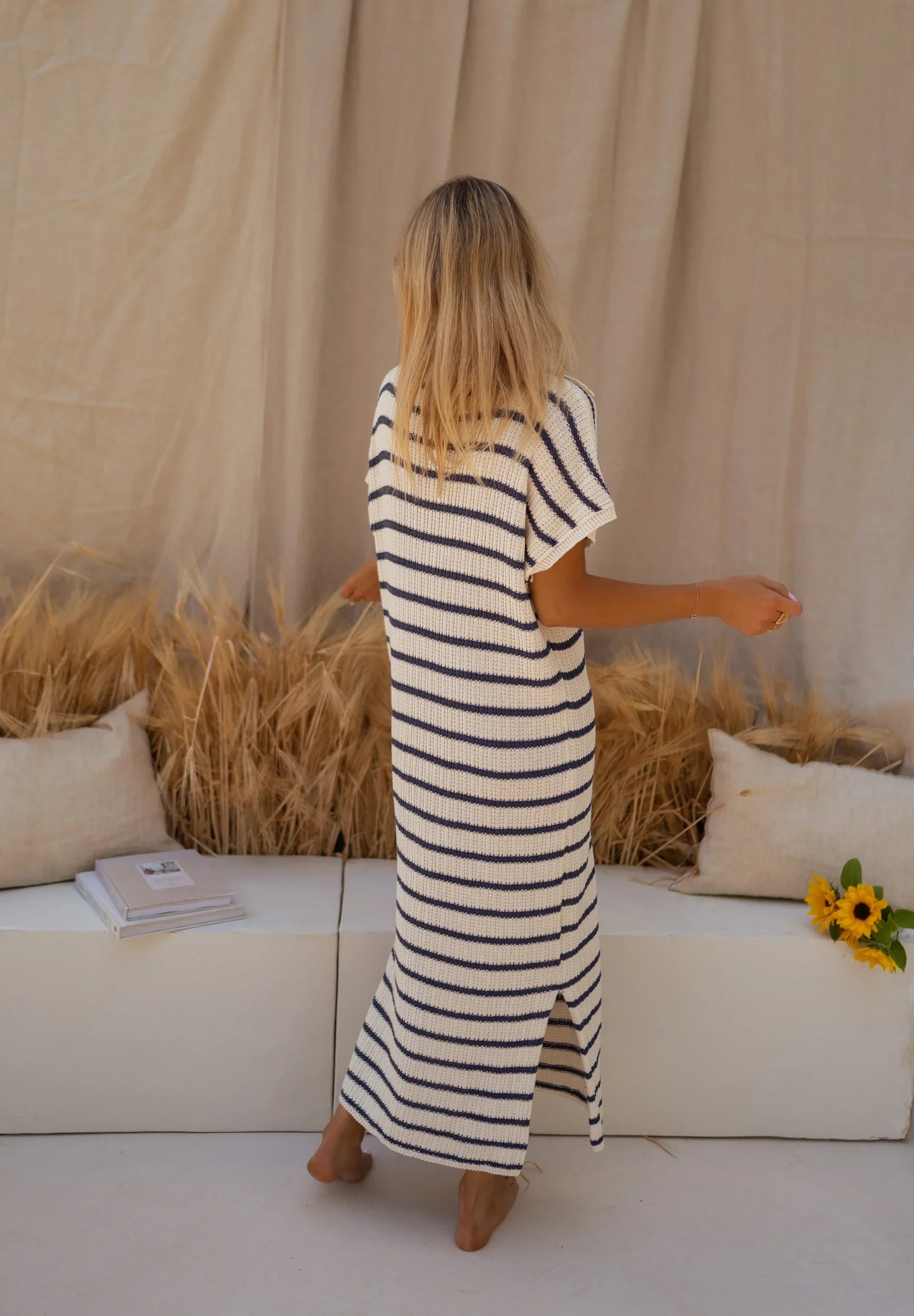 SOPHIA™ | IL VESTITO A MAGLIA A RIGHE